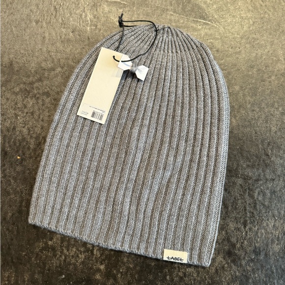 NWT Label Beanie Grey Gray Ribbed Unisex Hat - Picture 3 of 4